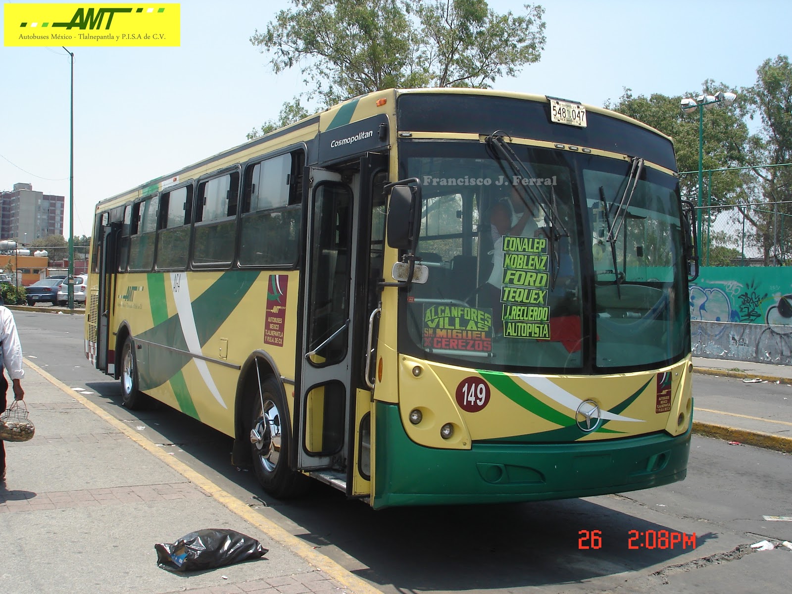 se trata del Mercedes Benz AYCO Cosmopolitan NÂ°149, este autobÃºs entro a