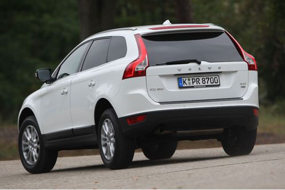 Volvo xc60 2.4 (329 comments) Views 47483 Rating 83