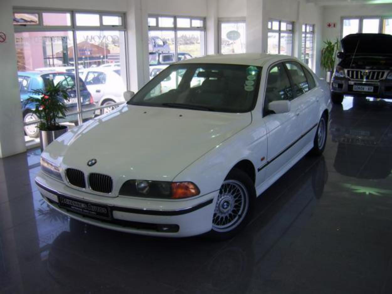 Pictures of 1999 - BMW 540i Auto. R89,995