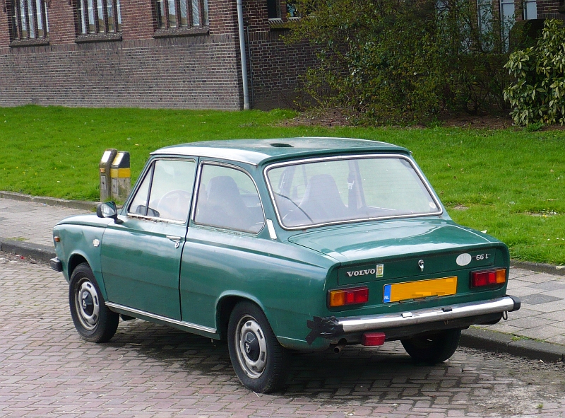 Volvo 66L. Leiden Niederlande 11-04-2010.
