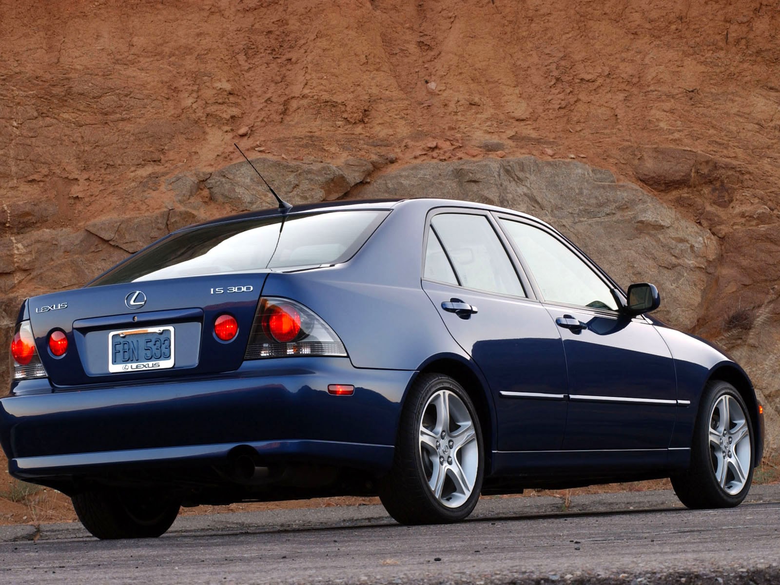 You can vote for this Lexus IS 300 photo