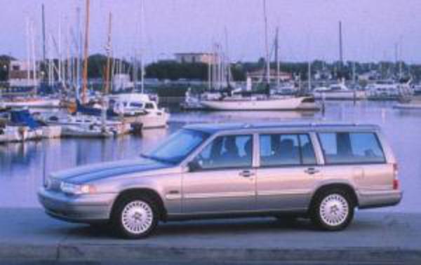 1998 Volvo V90 information and images