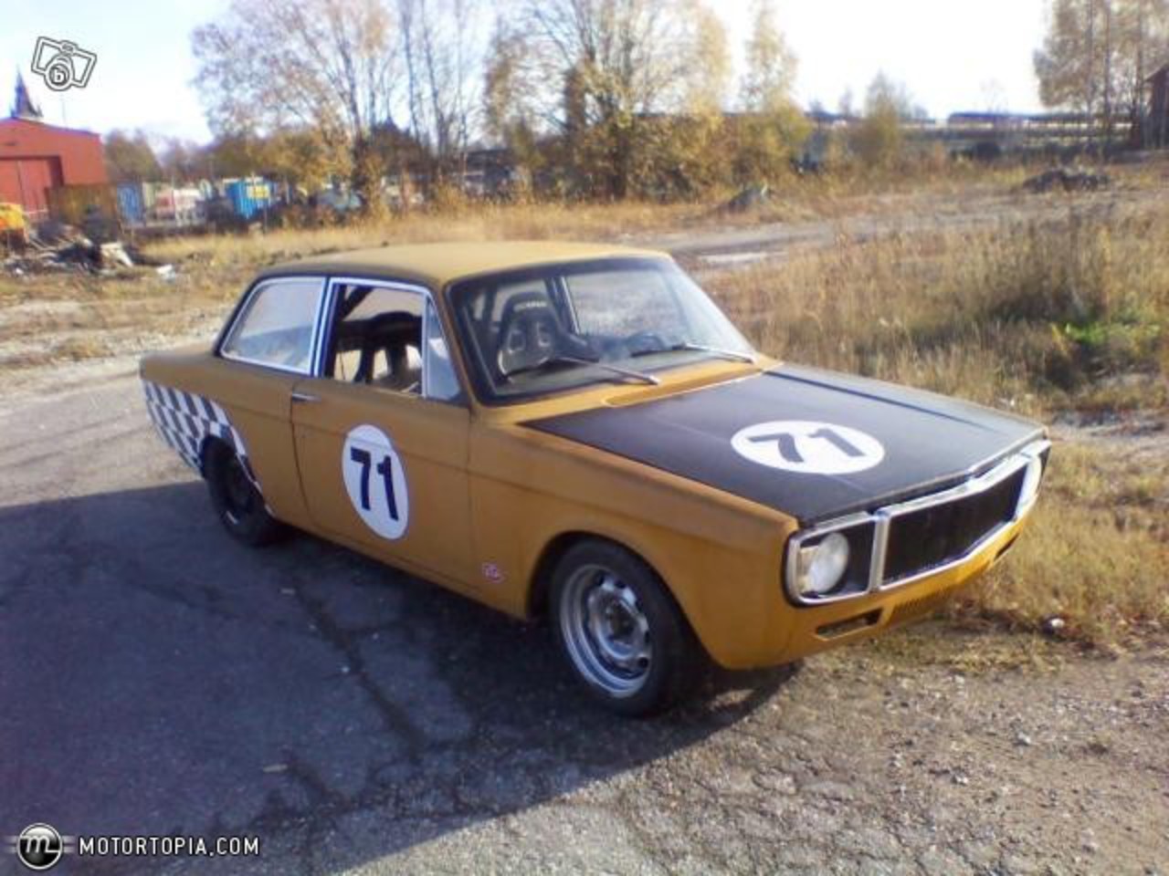 Photo of a 1971 Volvo 142 DL (ANKAN). 975 views; comment; forward car