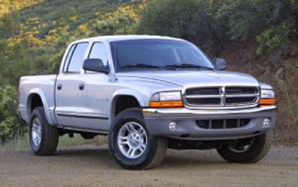 Used 2003 Dodge Dakota Quad Cab SLT. There are actually several different