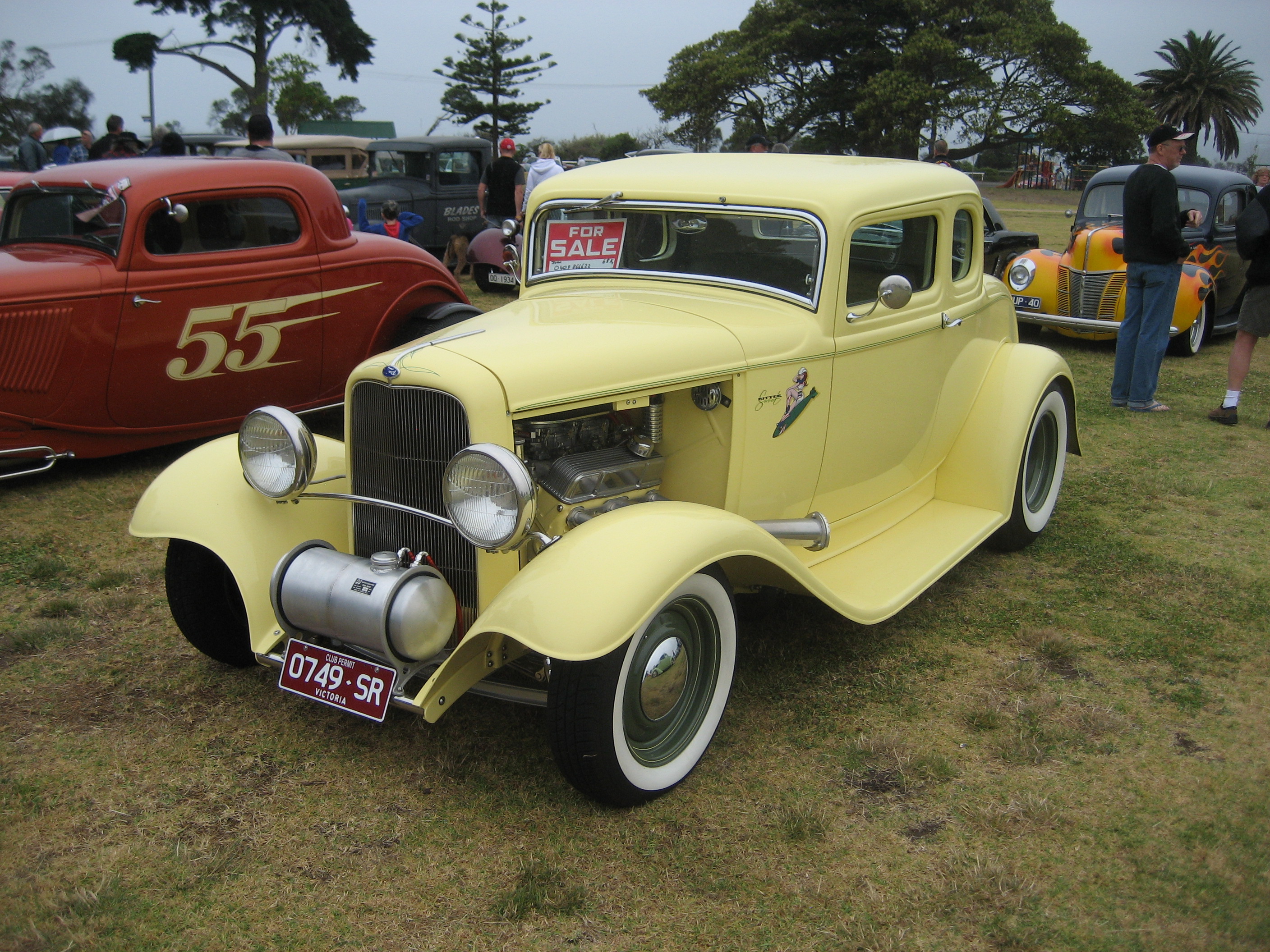 File:1932 Ford 5 Window Coupe Hot Rod.jpg
