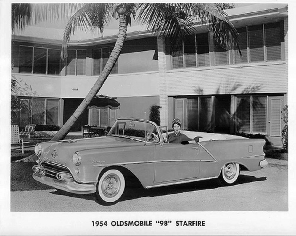 Oldsmobile 98 Starfire Holiday Coupe