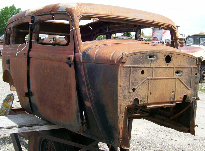 1933 Dodge 4 door sedan started hot rod body with chopped top for sale