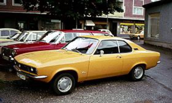 [edit] 1970â€“75: Opel Manta A