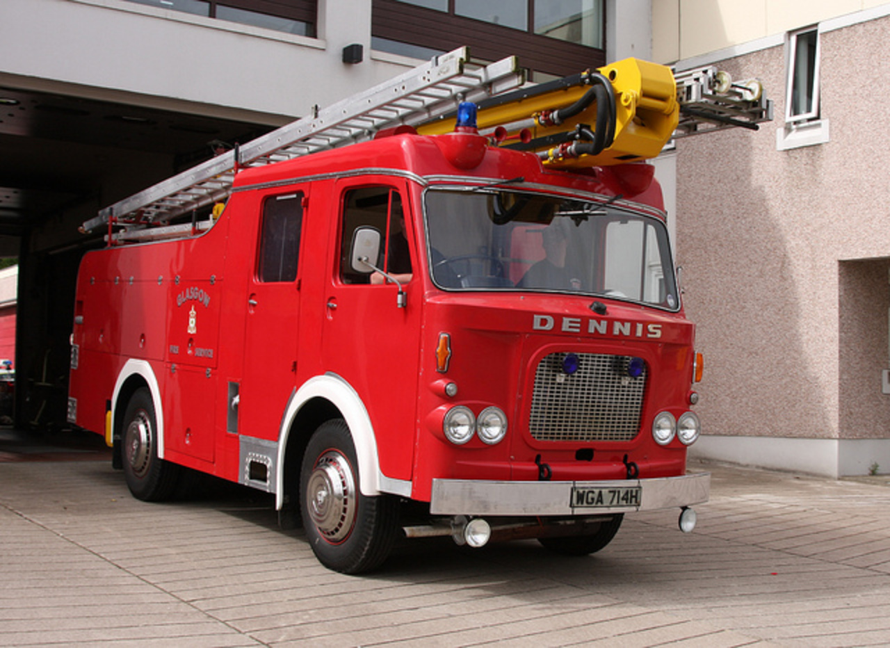 topworldauto-photos-of-dennis-fire-engine-photo-galleries