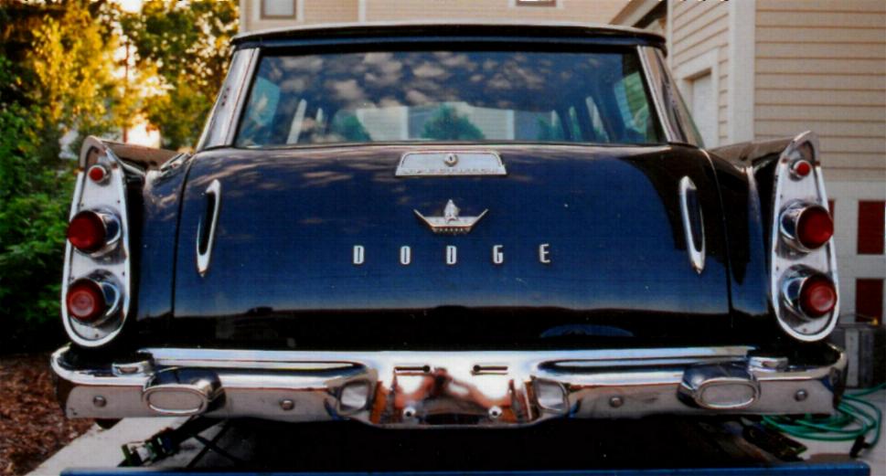 1959 Dodge Sierra tail light.jpg (70KB - 27 downloads)