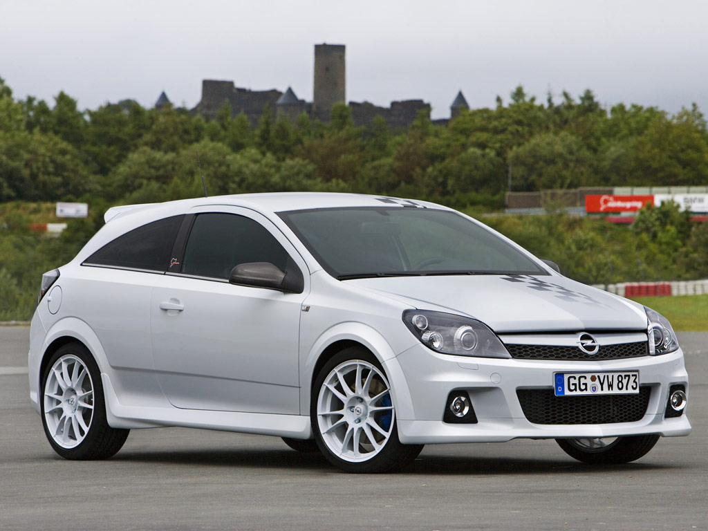 Opel Astra OPC NÃ¼rburgring