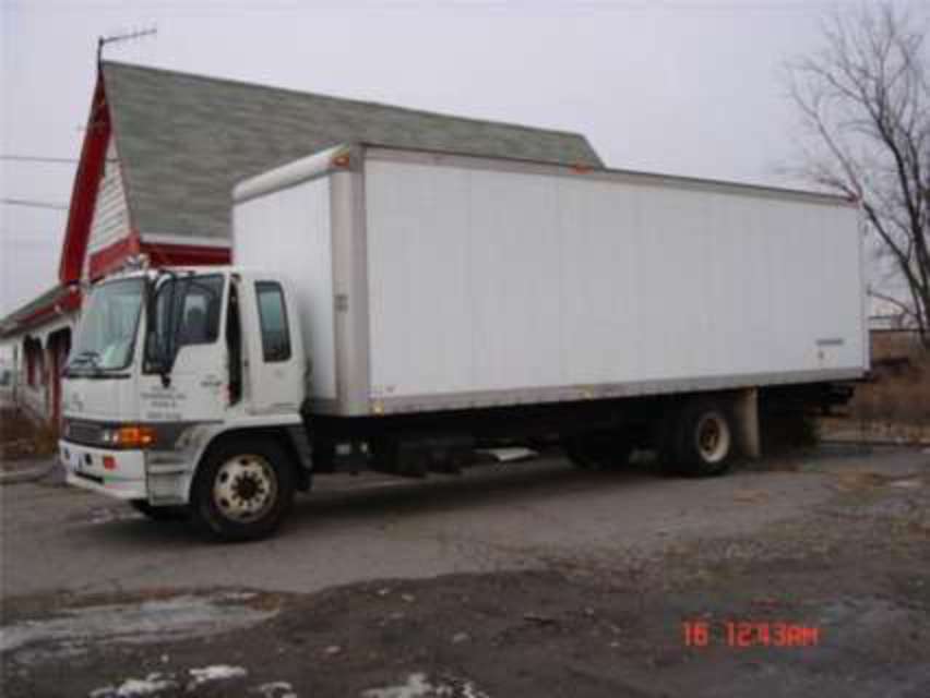 2001 Hino Fe2620 Truck For Sale In Saugus, Massachusetts