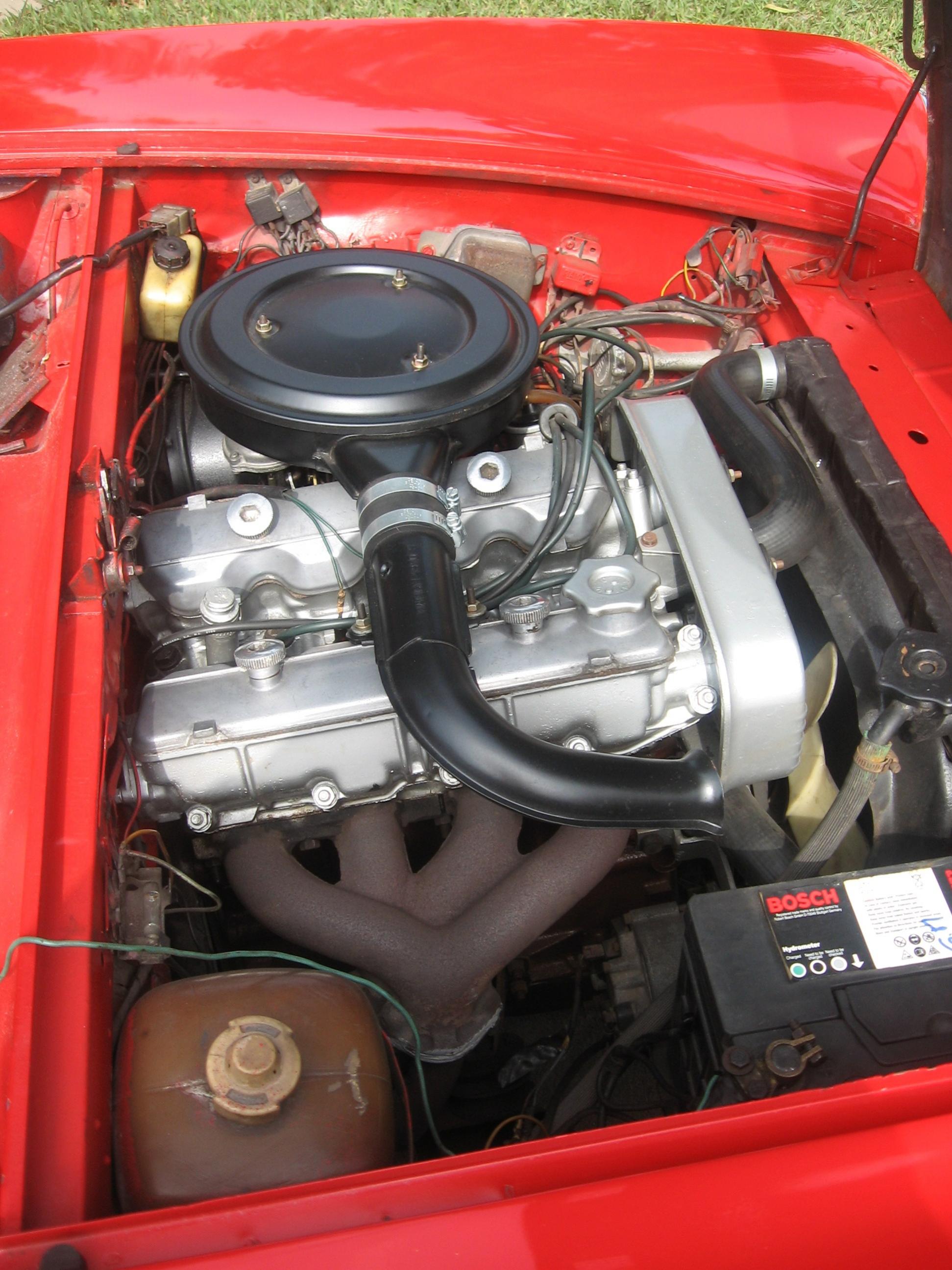 Какой двигатель встанет. Мотор классика Фиат 16в. Мотор Фиат 124. Фиат 124 двухвальный мотор. Фиат 124 спорт Спайдер двигатель.