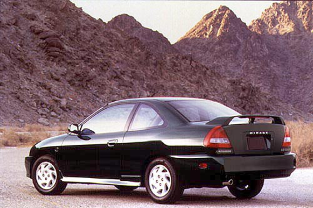 Мираж купе. Mitsubishi Mirage 1999 седан. Mitsubishi Mirage купе. Митсубиси Мираж 2000 купе. Лансер Митсубиси Coupe 1999.