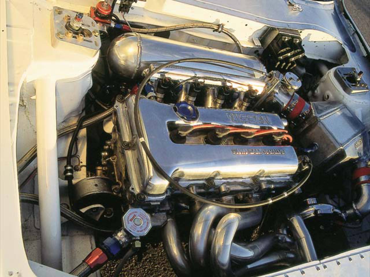 Nissan Sentra SE R Engine