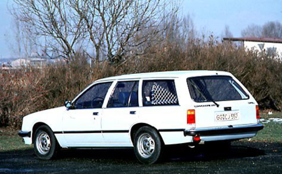Opel Commodore Caravan (Image â„–: 11)