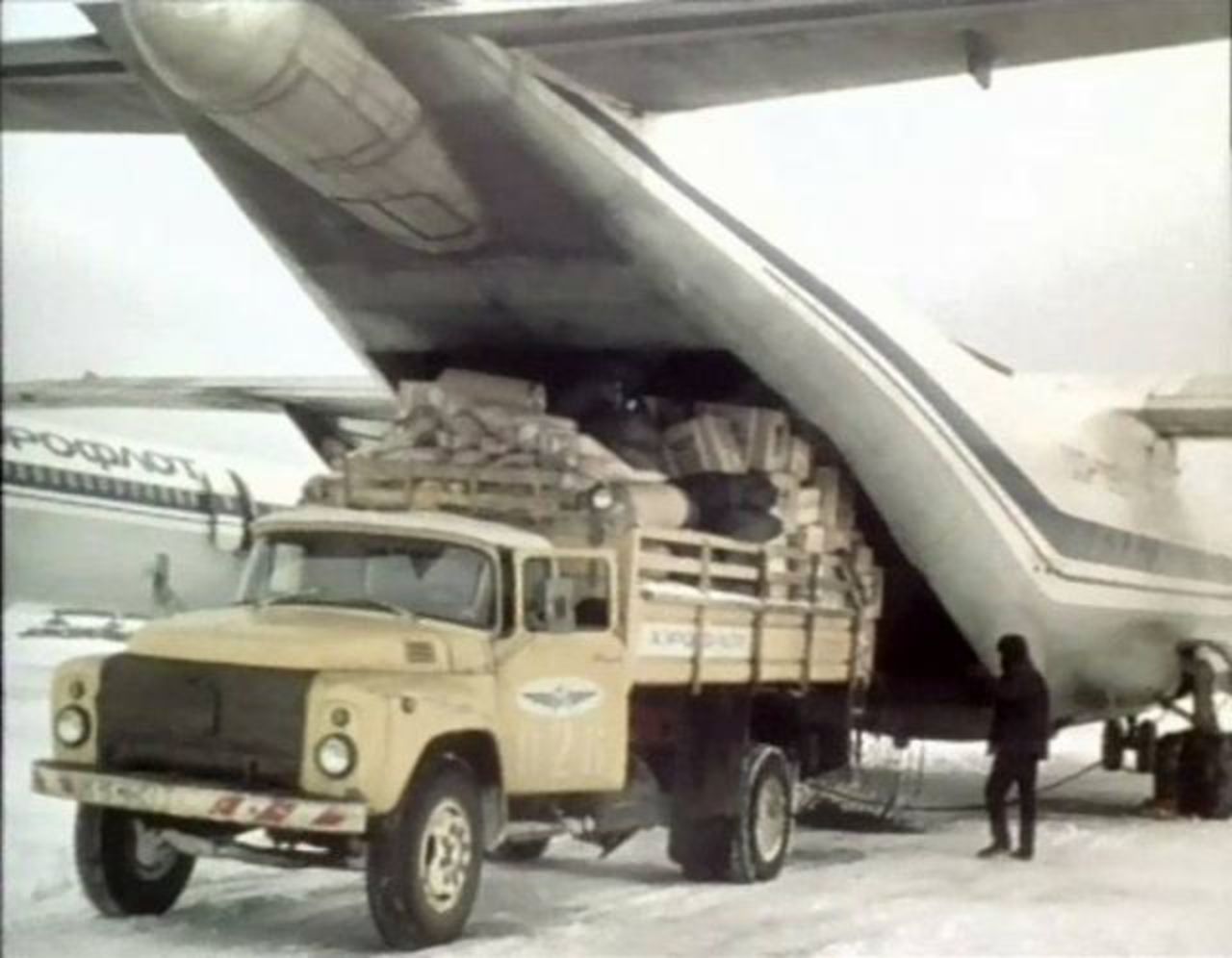 Предок зила 3 буквы сканворд. Крокодиломорфы юрского периода. Кроссворды для печати. Классический кроссворд. Сканворды.