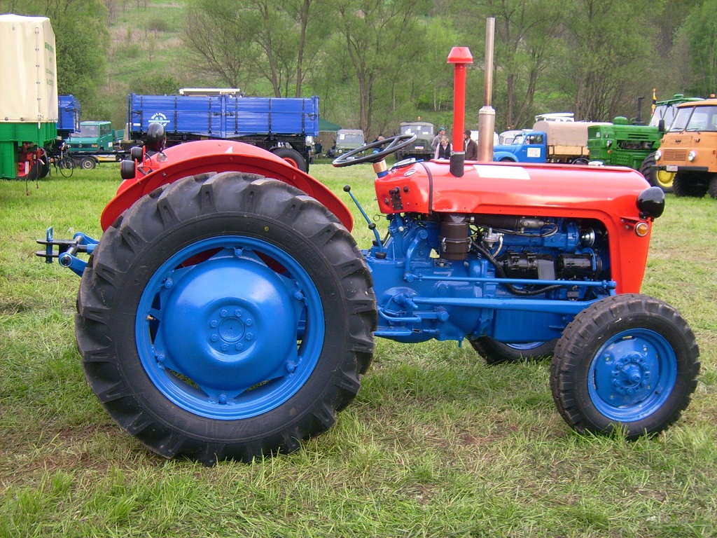 TopWorldAuto >> Photos of IMT 533 - photo galleries