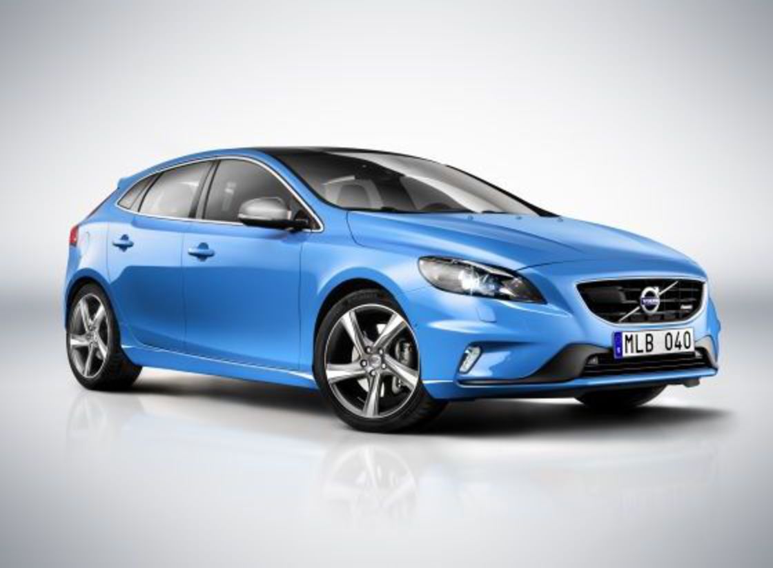 Volvo V40 T5 R-Design. For those of you not familiar with Volvo's range,