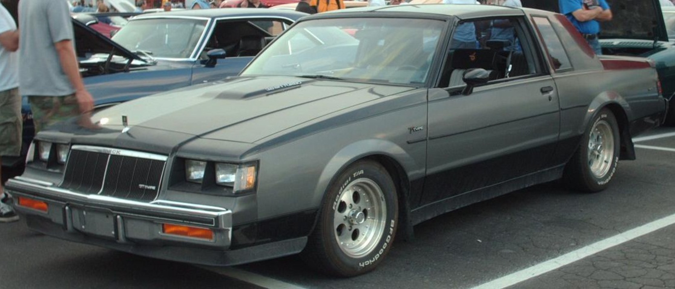 '84_Buick_Regal_T-Type_(Orange_Julep_'07).jpg