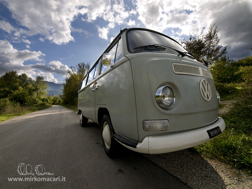 Volkswagen Bully. Il mitico pulmino della Volkswagen che fa tanto hippie.