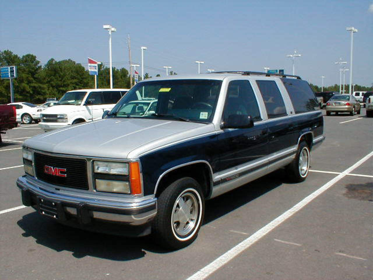 Gmc suburban. GMC Suburban 1993. GMC Suburban 1993 2500. GMC Suburban 2008. Шевроле GMC Субурбан 1993.