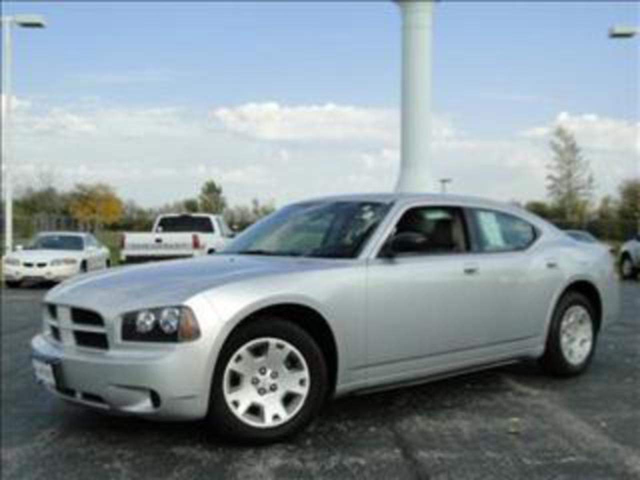 2007 dodge charger svt white with spoiler