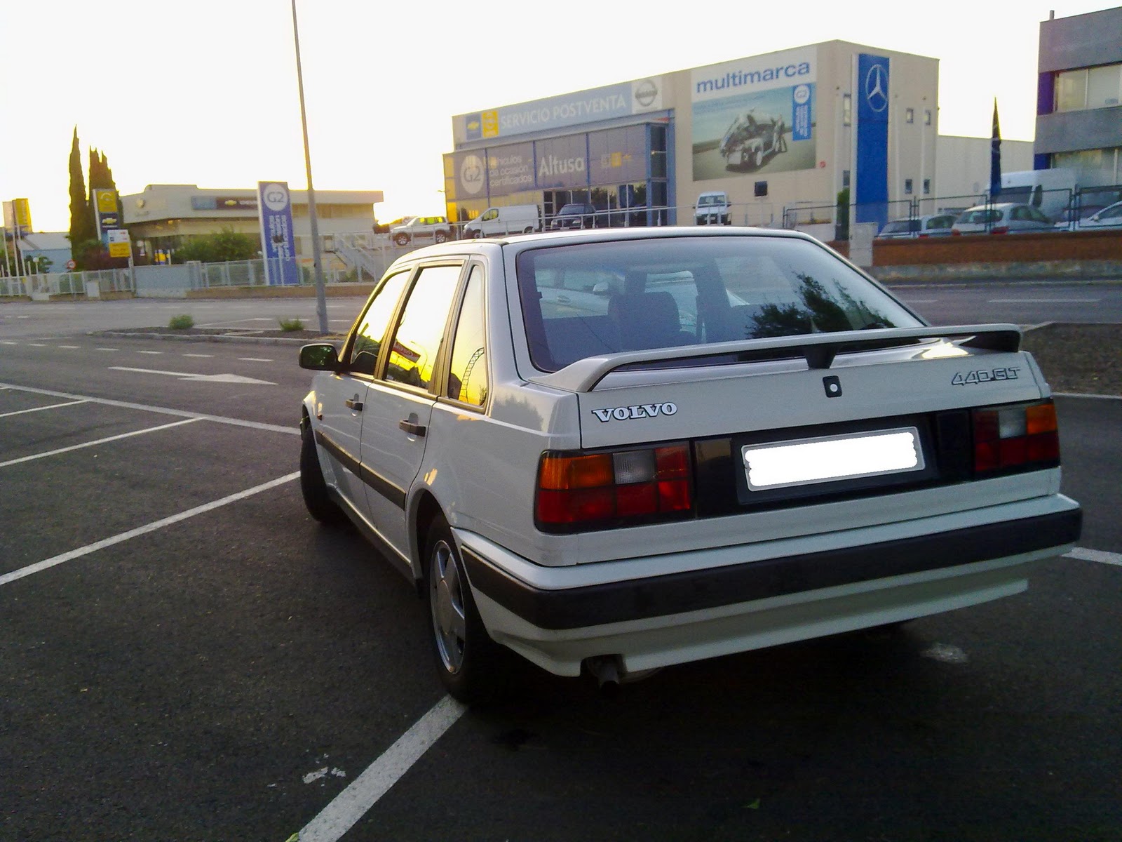 Esta prueba es del Volvo 440 GLT de 1992.