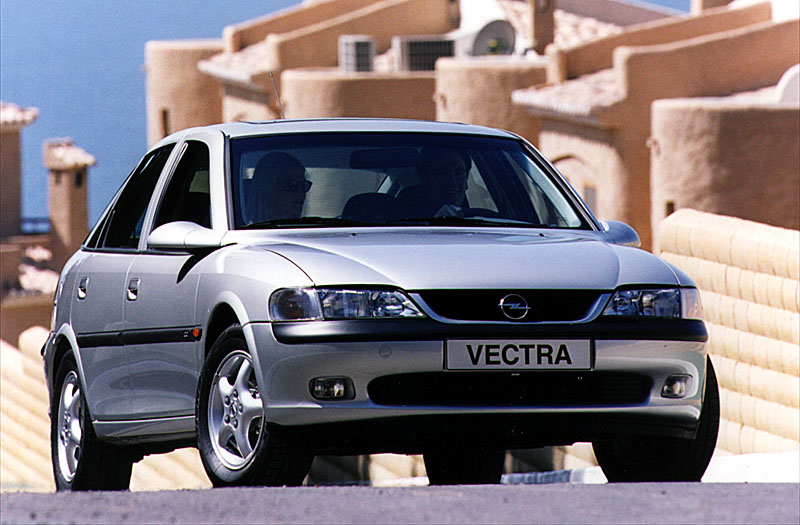 Opel Vectra CD - huge collection of cars, auto news and reviews, car vitals,