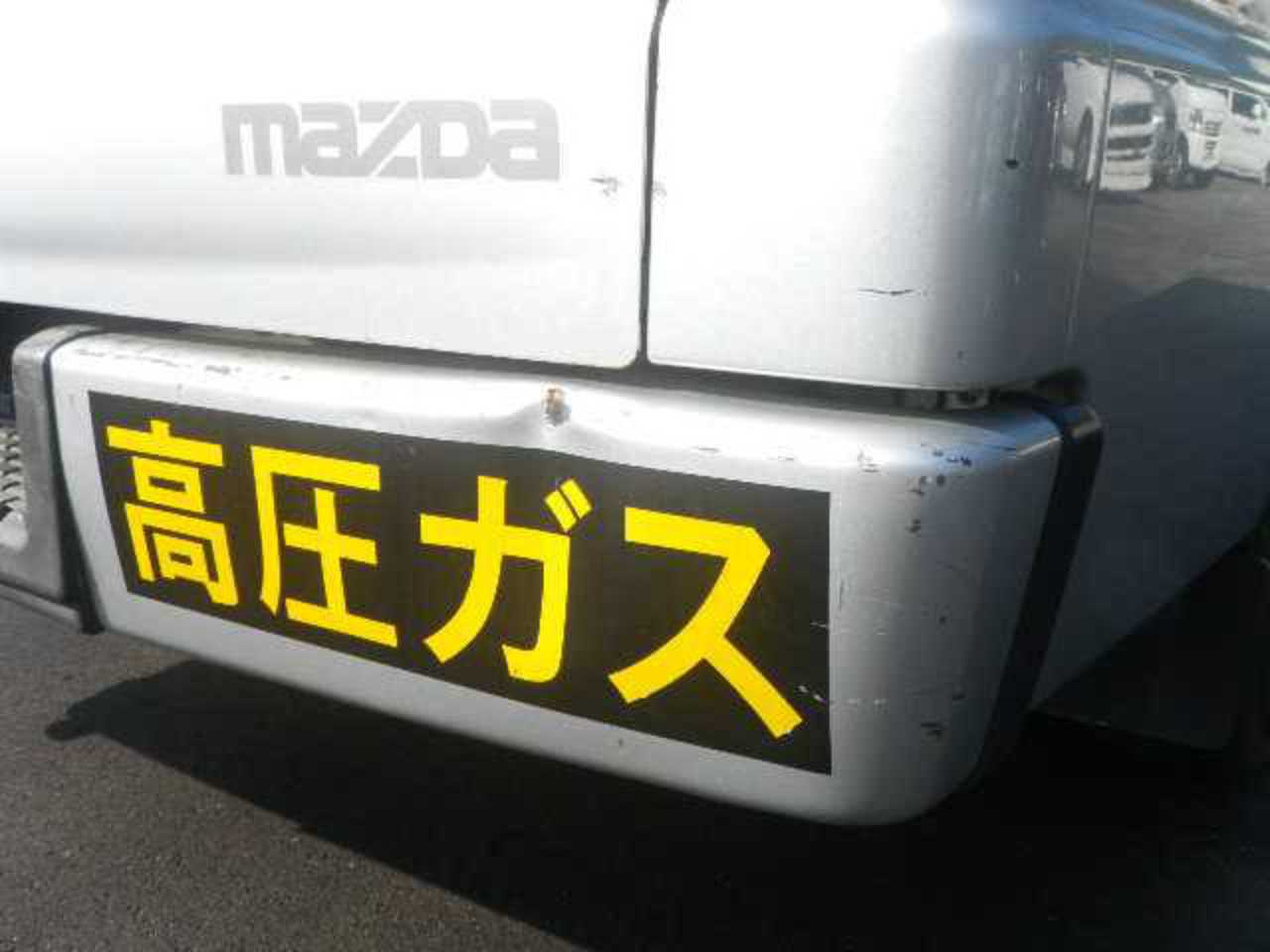 Mazda MPV 30 GL 4WD. View Download Wallpaper. 640x480. Comments