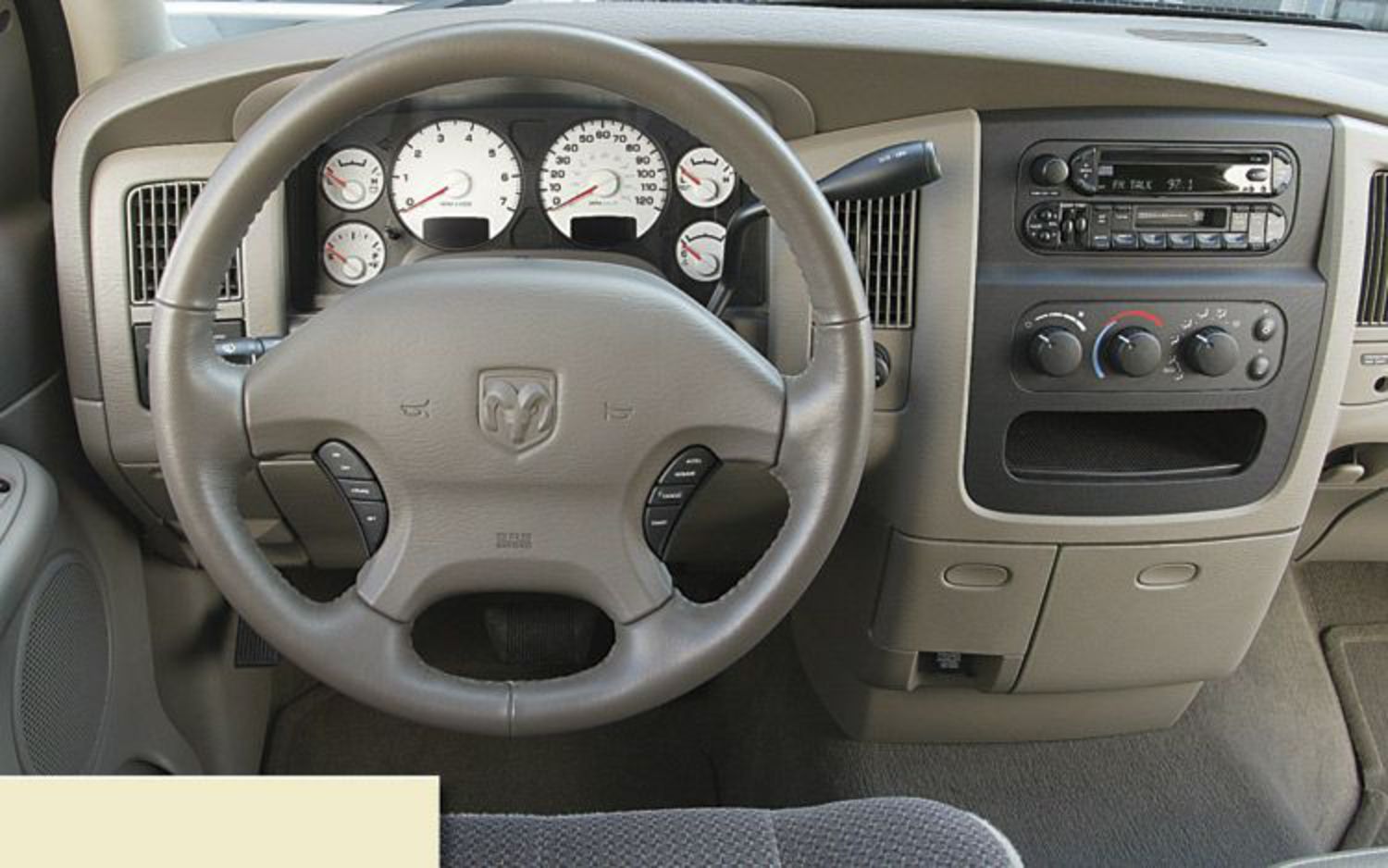 2003 Dodge Ram 150 Slt Hemi Dash View