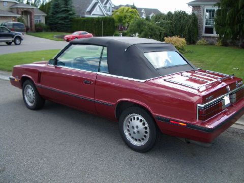 Side view (top up) of 1986 Dodge 600ES Turbo-Convertible