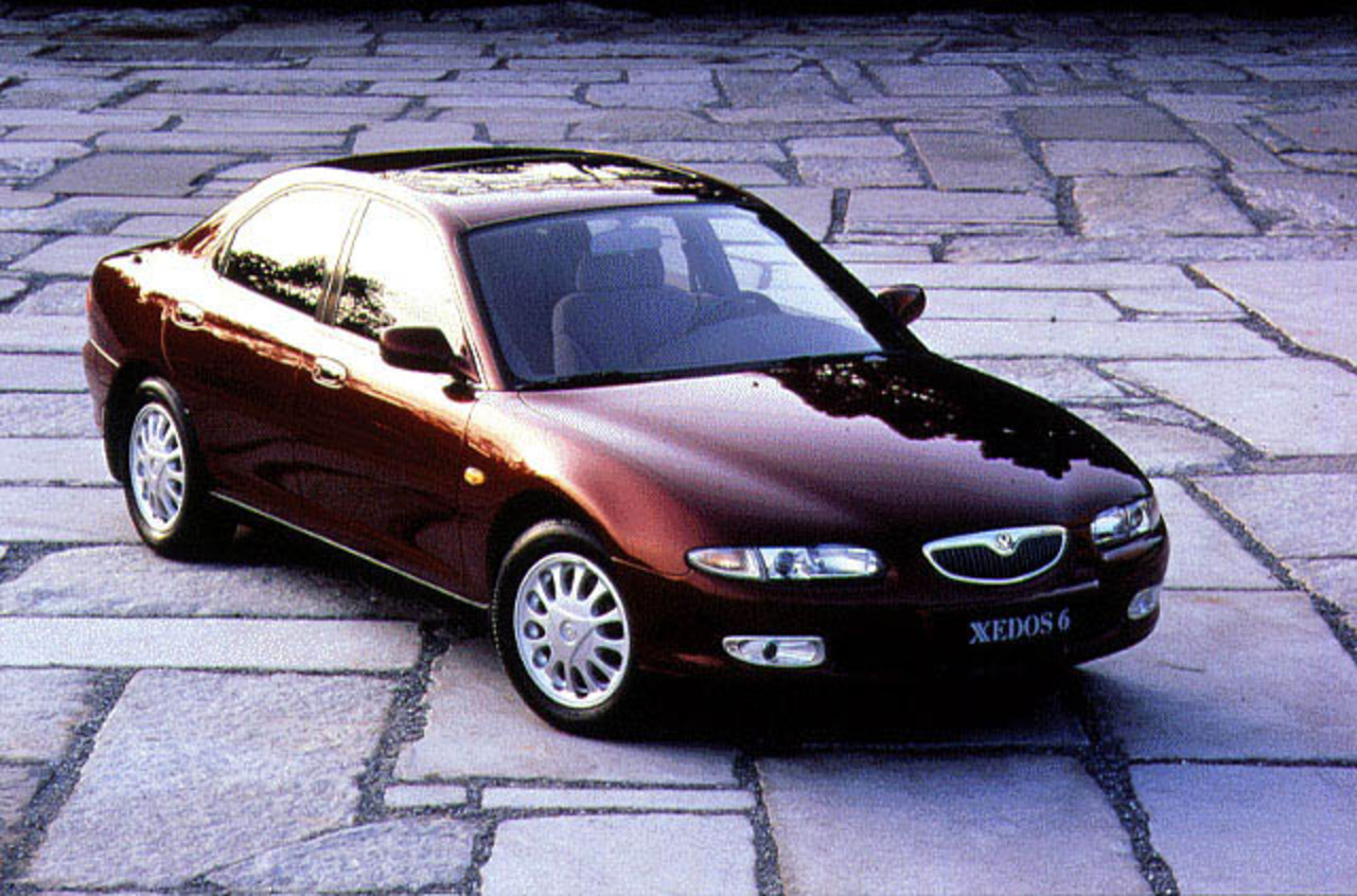 Mazda Xedos 6 2.0i V6 Excellent 4-door saloon Automatic