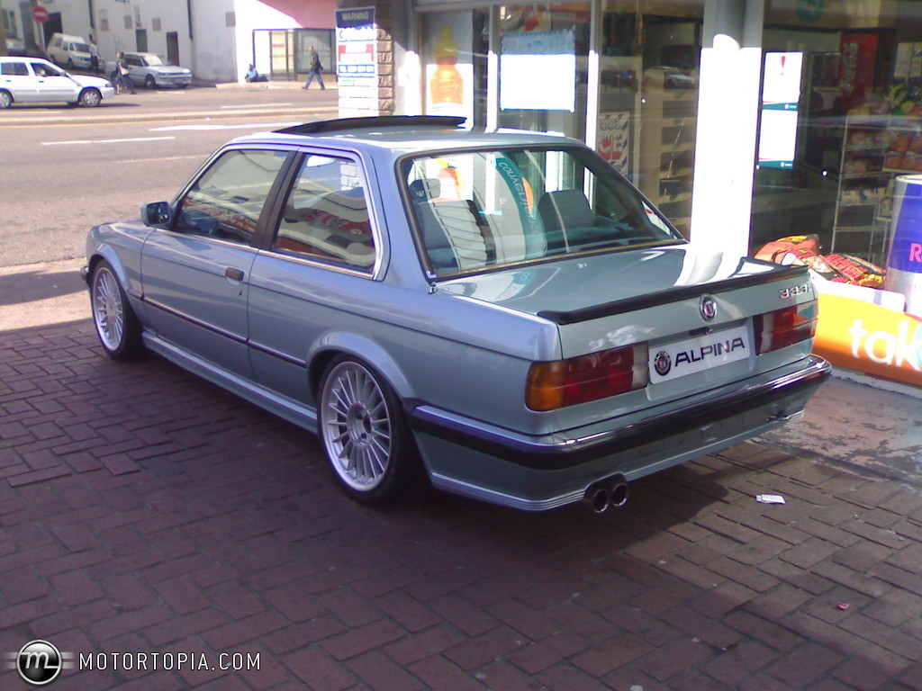 TopWorldAuto >> Photos of Bmw 333i - photo galleries