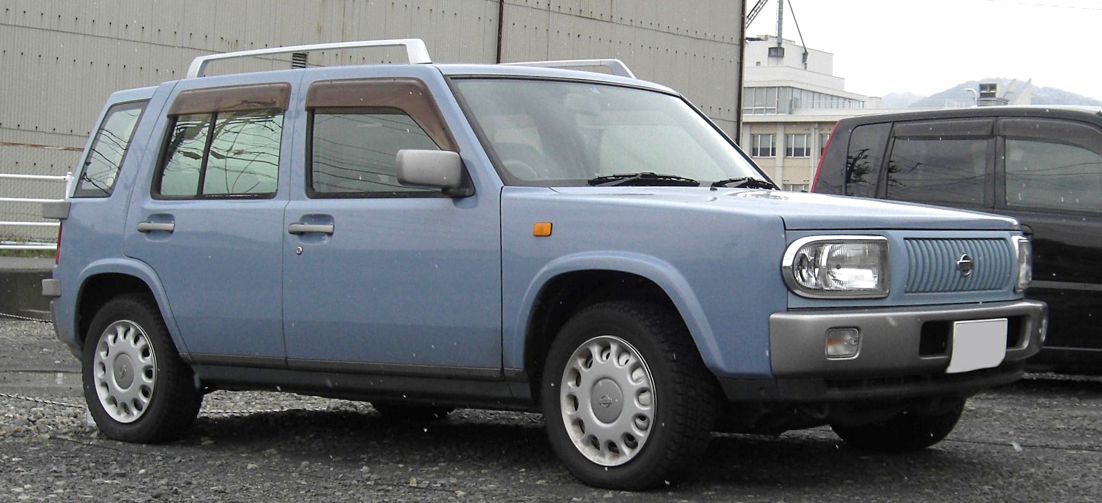 Nissan Rasheen