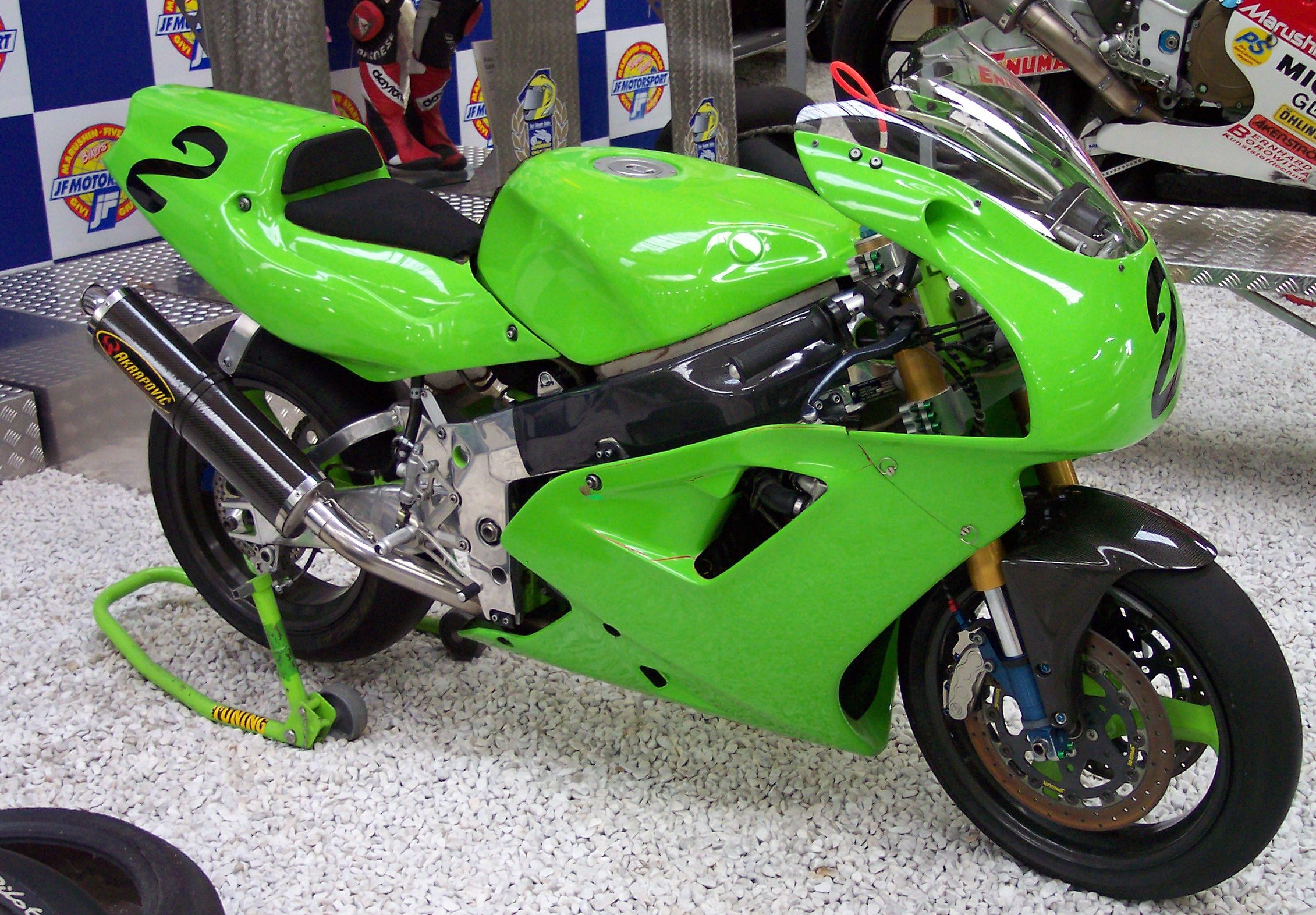 Kawasaki 400