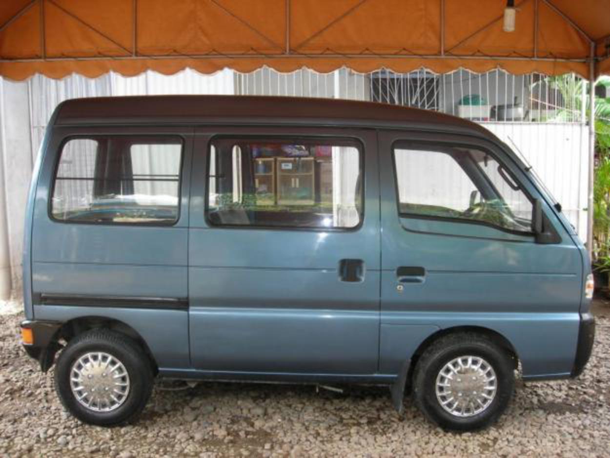 Suzuki van