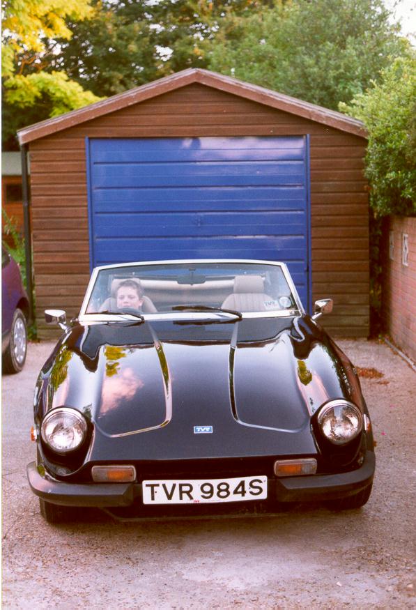 TVR 3000