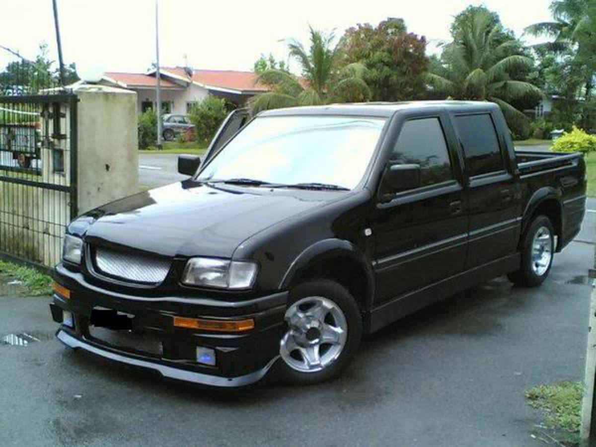 Isuzu invader