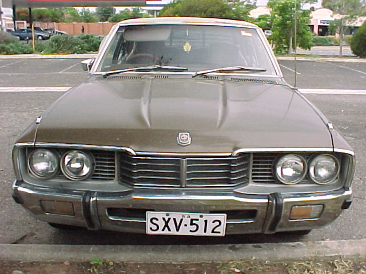 Datsun 260c