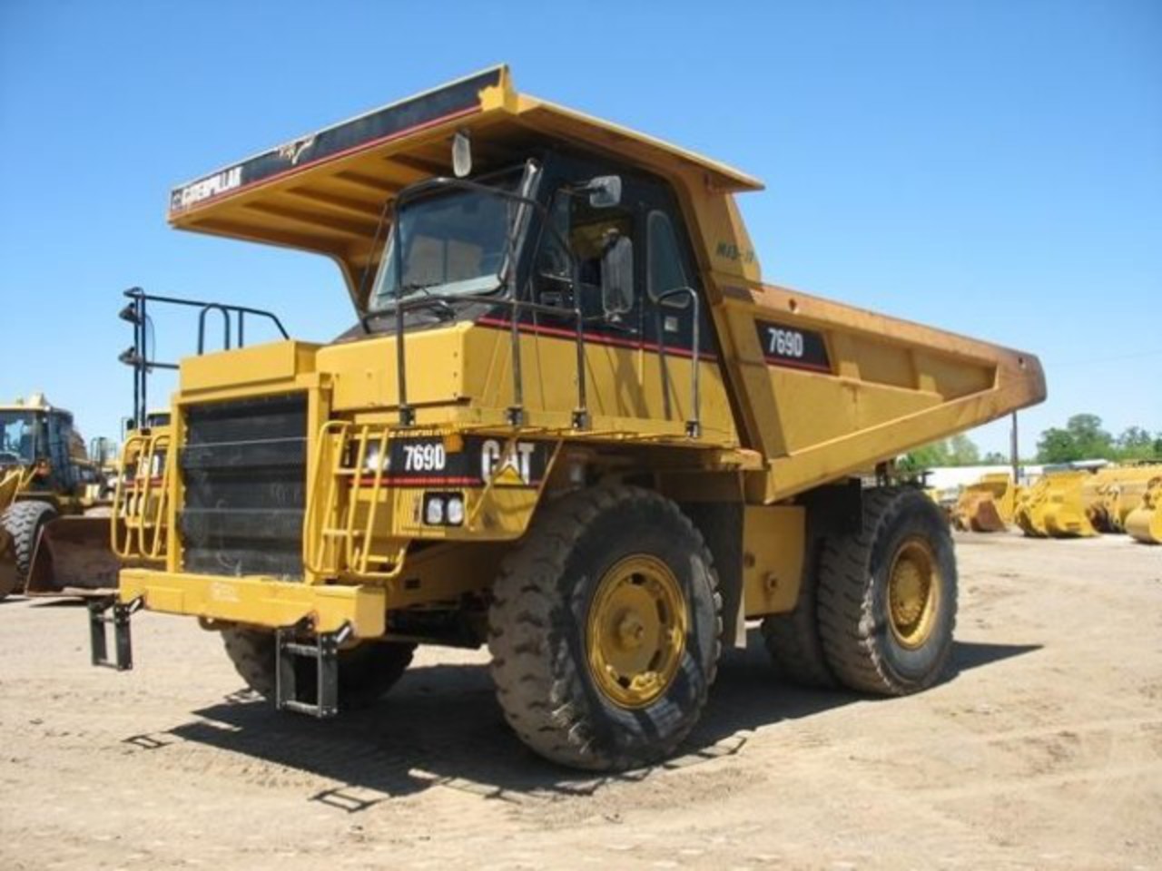 Caterpillar 769