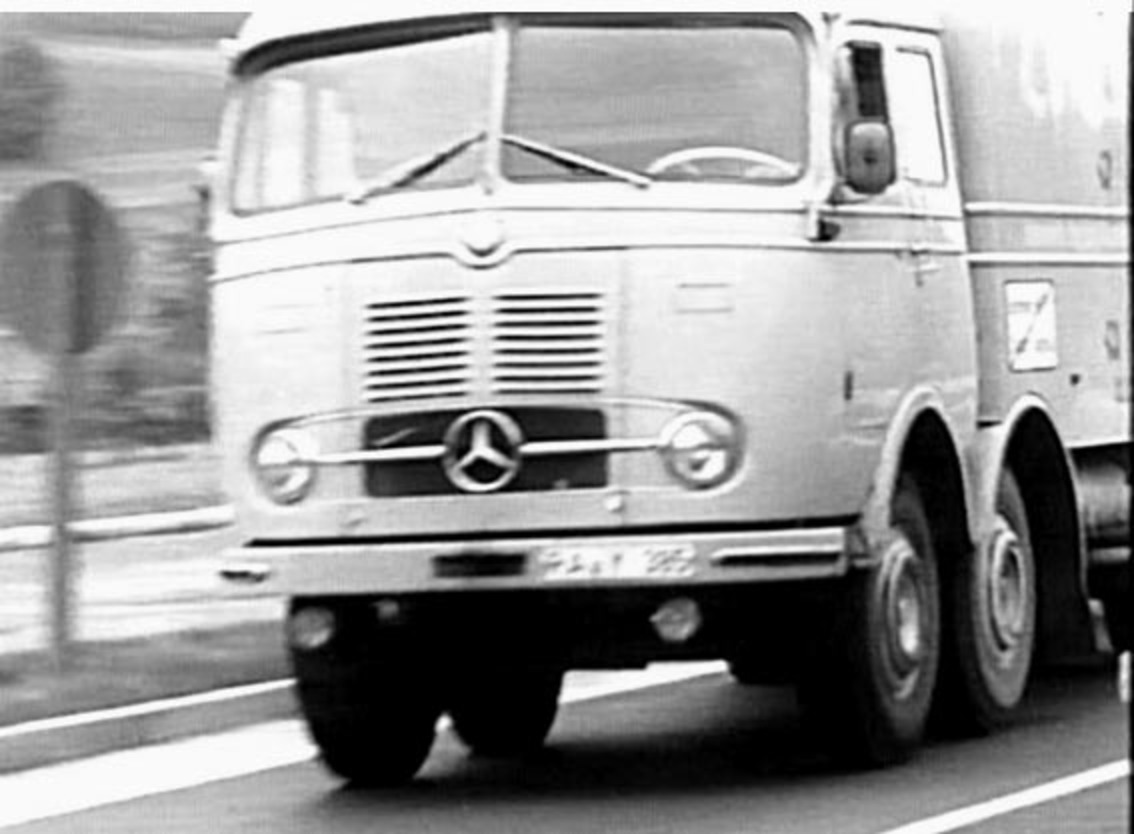 Mercedes-benz lp