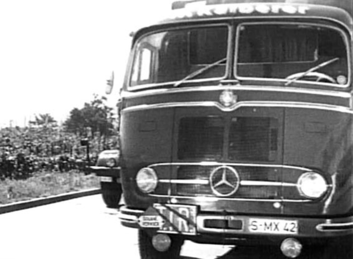 Mercedes-benz lp