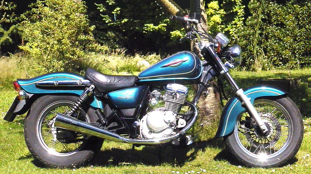 Suzuki gz250