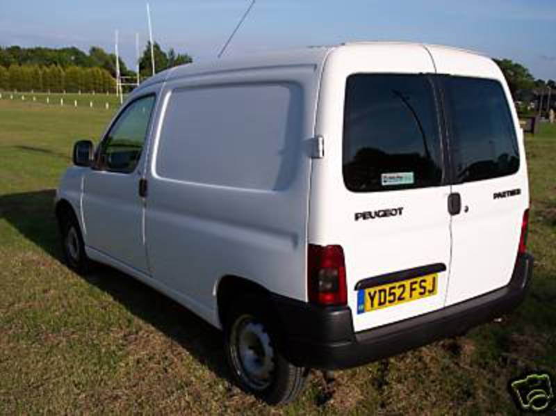 Peugeot van