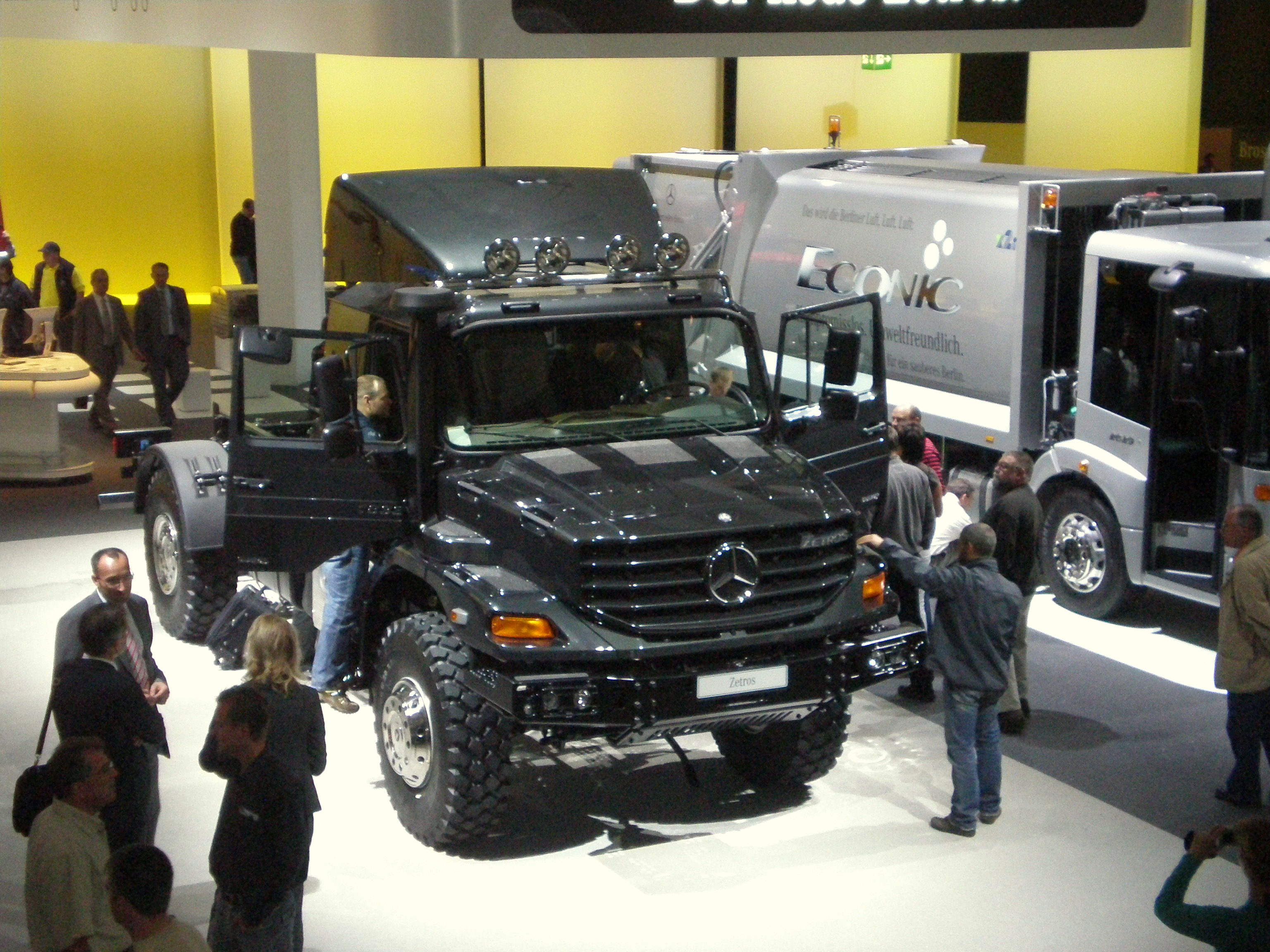 mercedes benz zetros