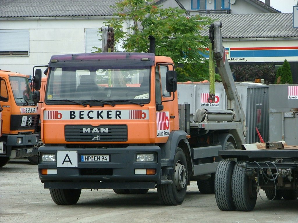 Man m2000