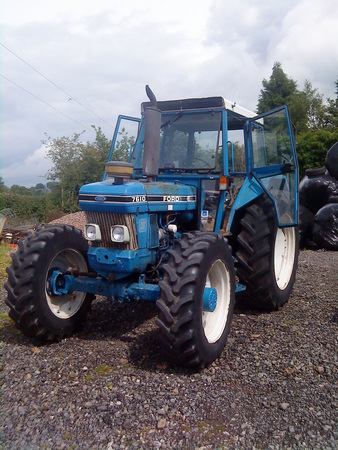 Ford 7610