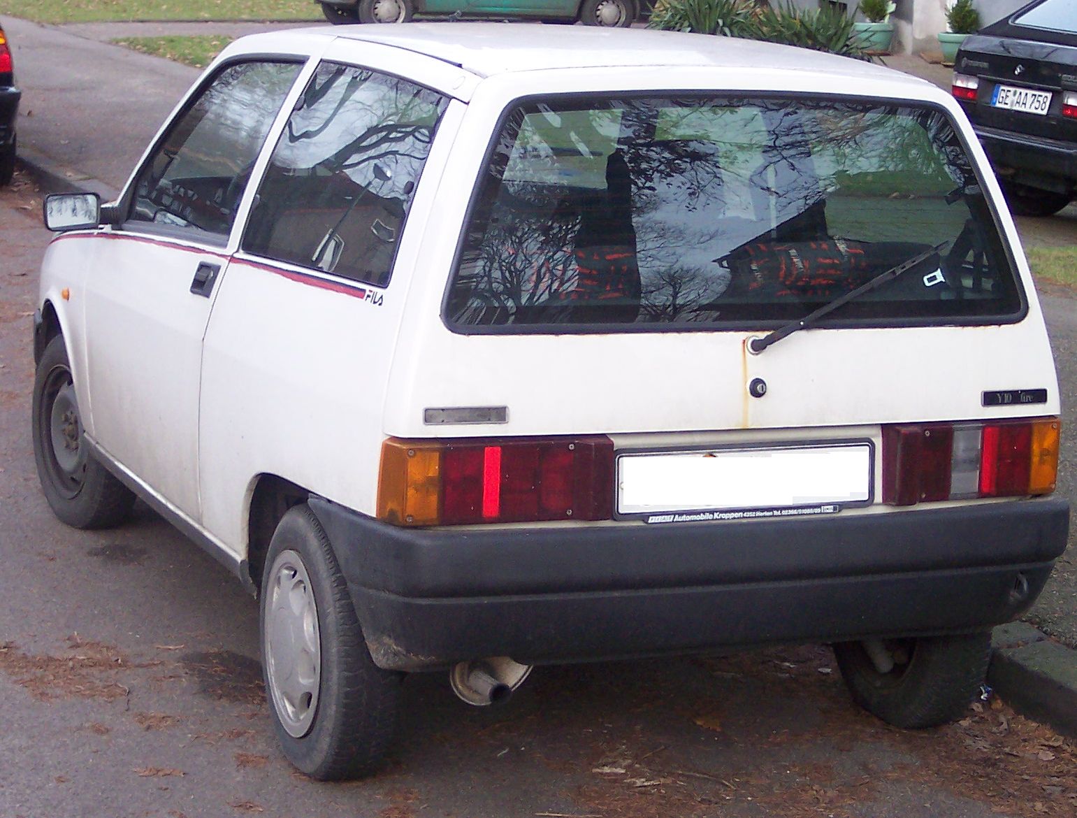 Lancia y10