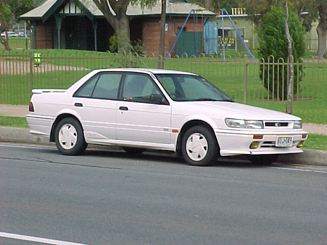 Nissan pintara